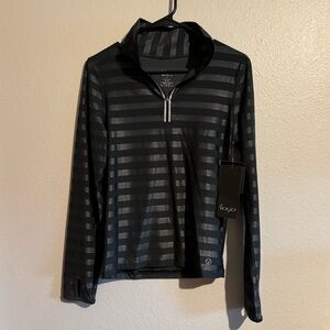 VOGO Athletica NWT 1/4 Zip Top